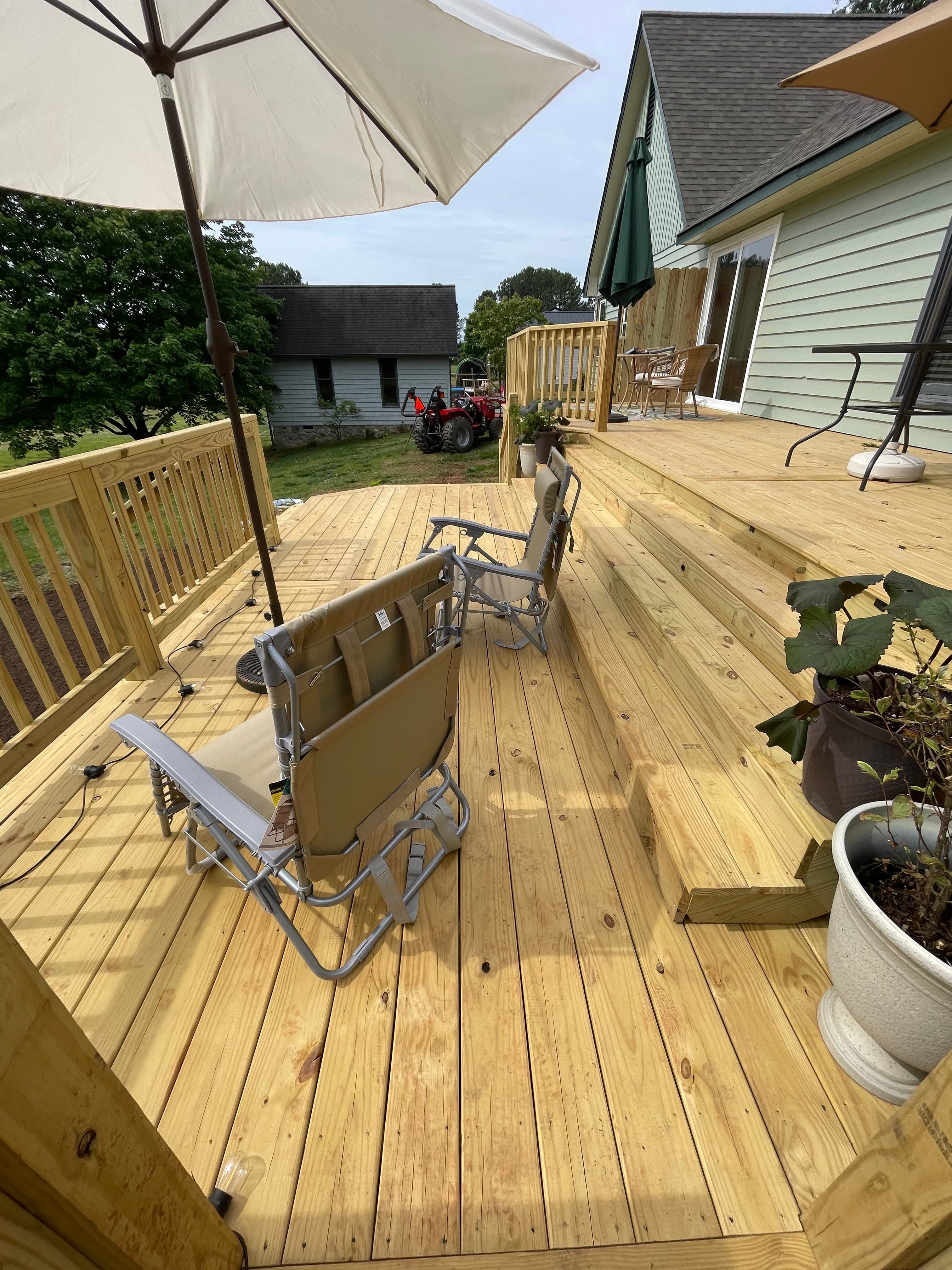 Custom deck construction by Gallina Enterprises